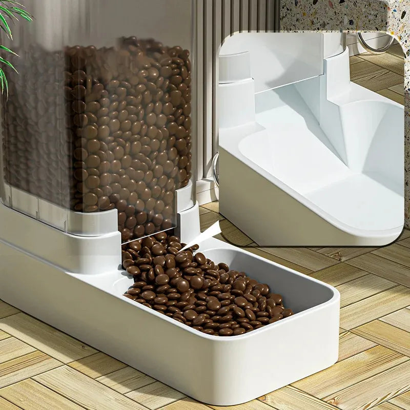 Distributeurs automatiques de nourriture et d'eau pour animaux